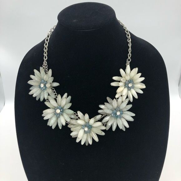 Jewelry - Statement Necklace w/ Crystals & Glass Beads